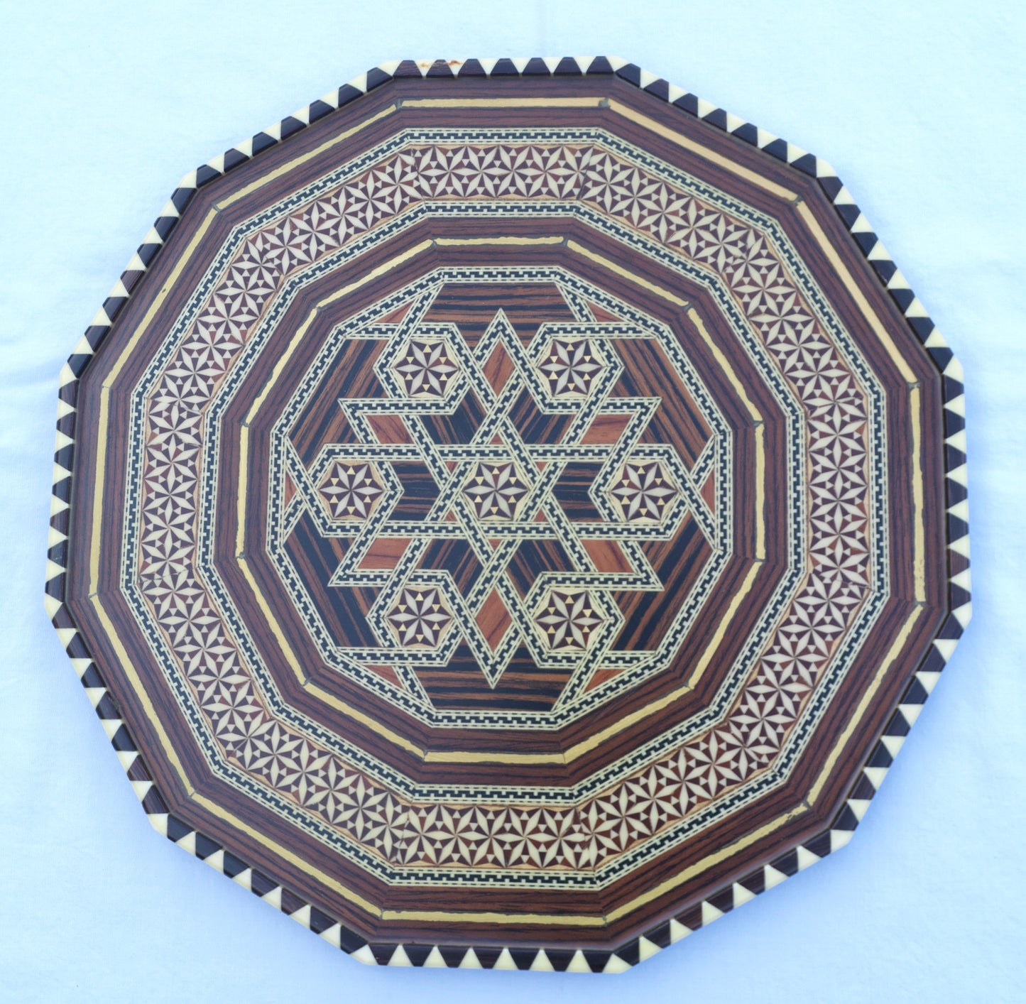 Tray-Charger Plate, Brown Pre-order