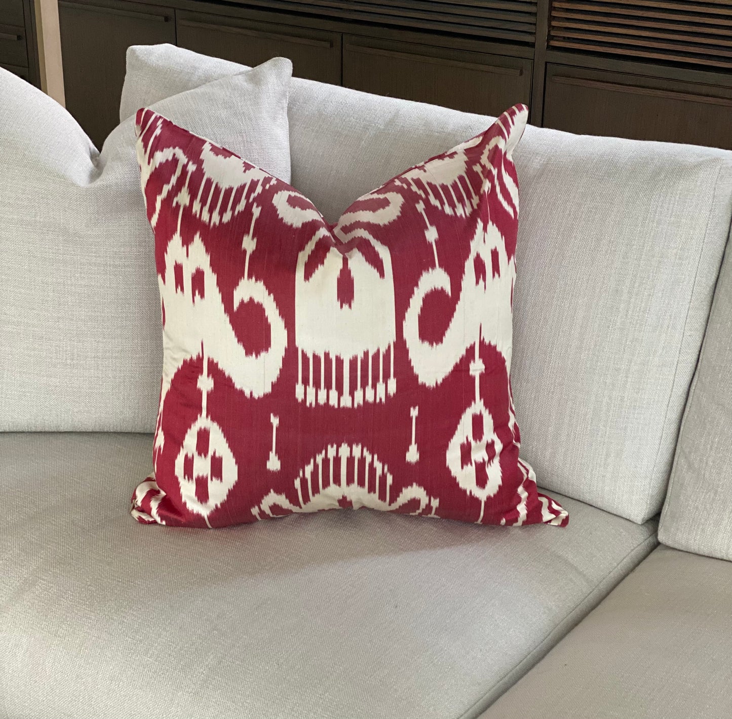 Silk Cushion 60 x 60