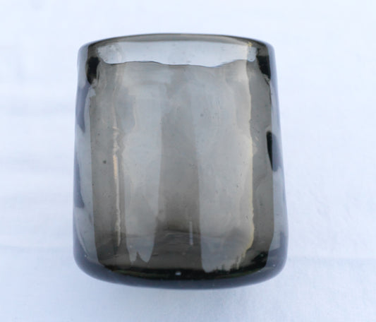 Hans blown trapezoid glass (set of 4)